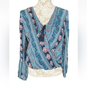 Hollister Floral Wrap Fringe Blue Long Sleeve Shirt Top - Size XS